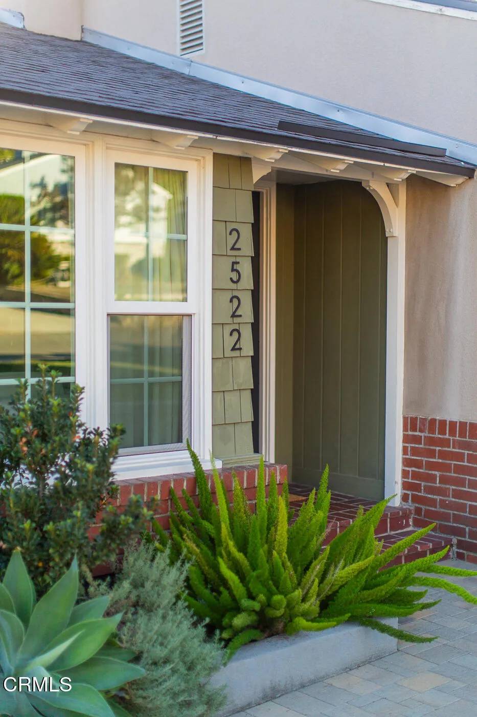 Montrose, CA 91020,2522 Fairway Avenue