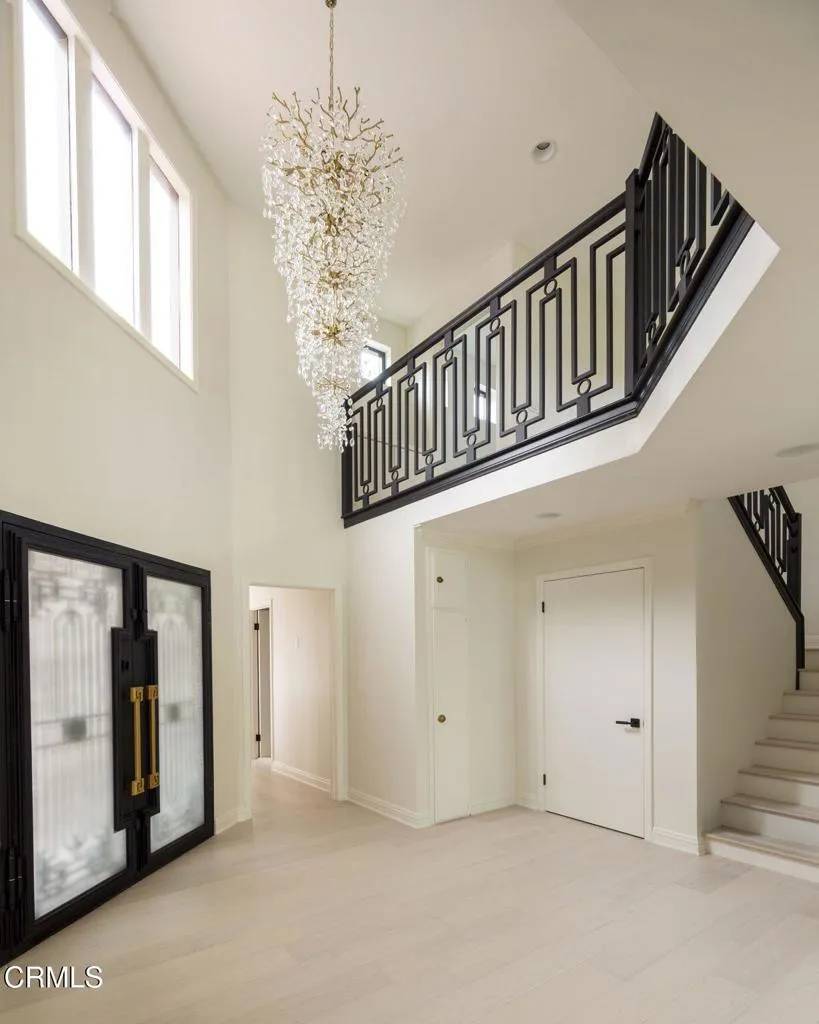 Rancho Palos Verdes, CA 90275,8 Burrell Lane