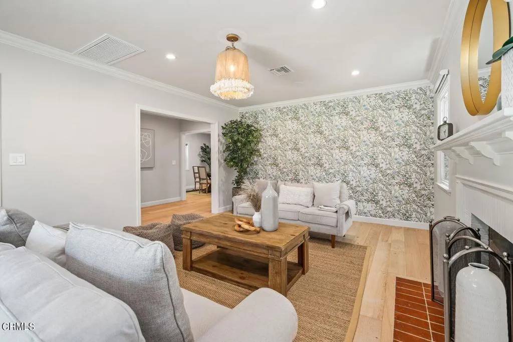 Pasadena, CA 91104,2336 E Woodlyn Road