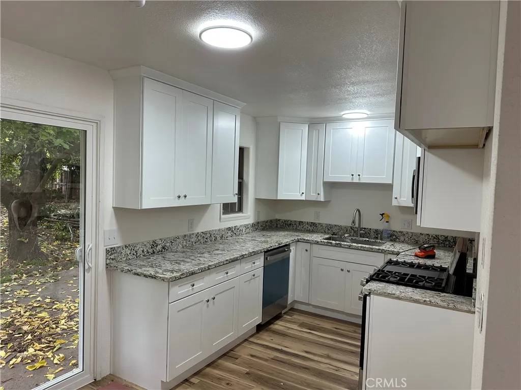 Oroville, CA 95965,32 La Cresenta