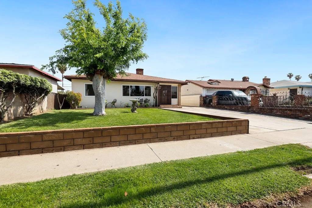 La Puente, CA 91746,822 Vineland Avenue