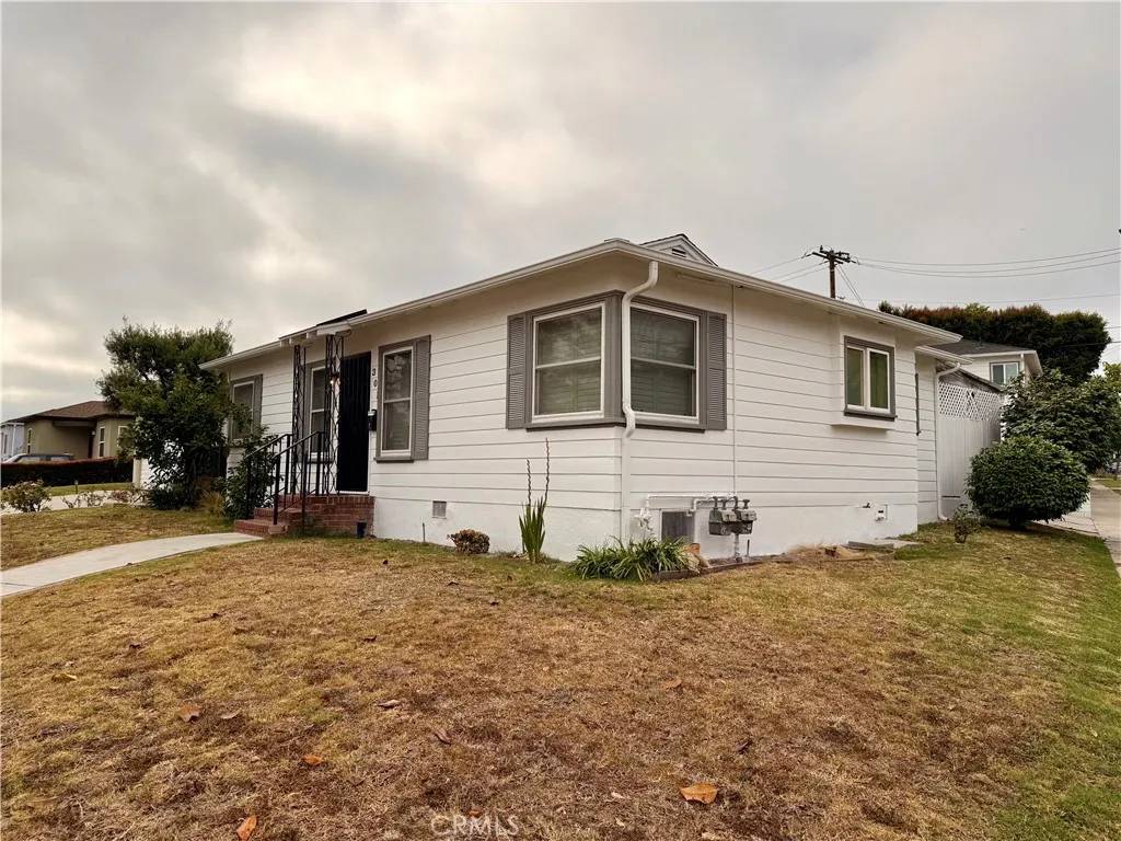 Inglewood, CA 90302,301 W Hillsdale Street