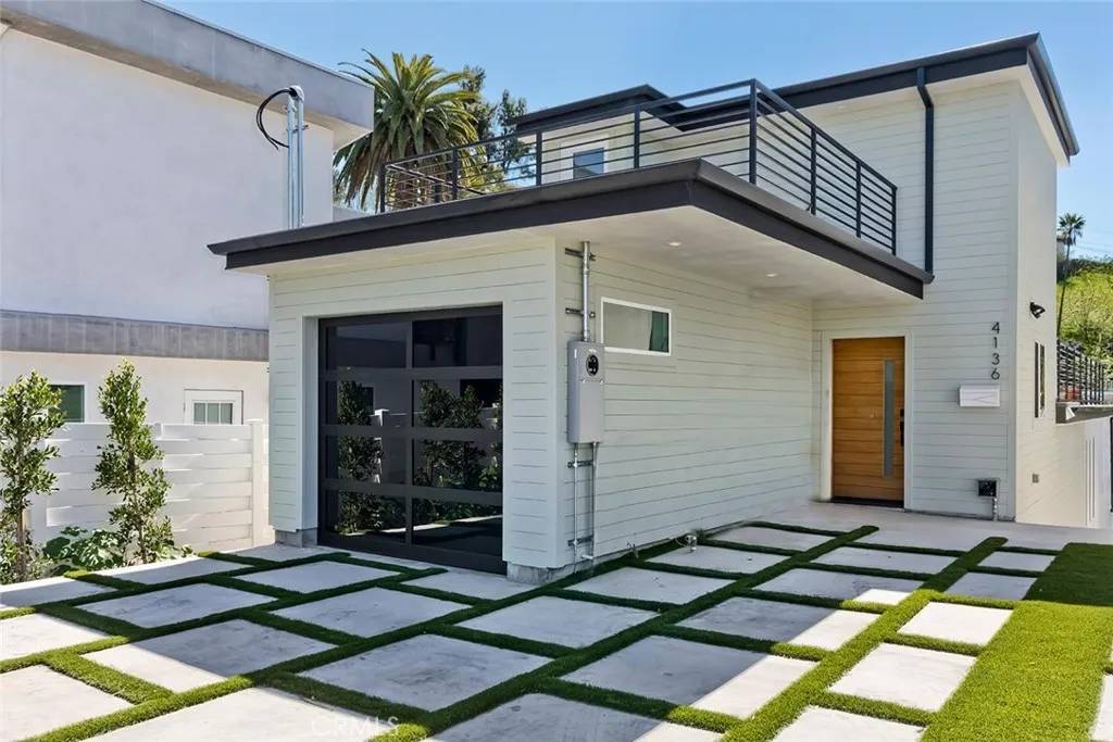 Los Angeles, CA 90032,4136 Raynol Street