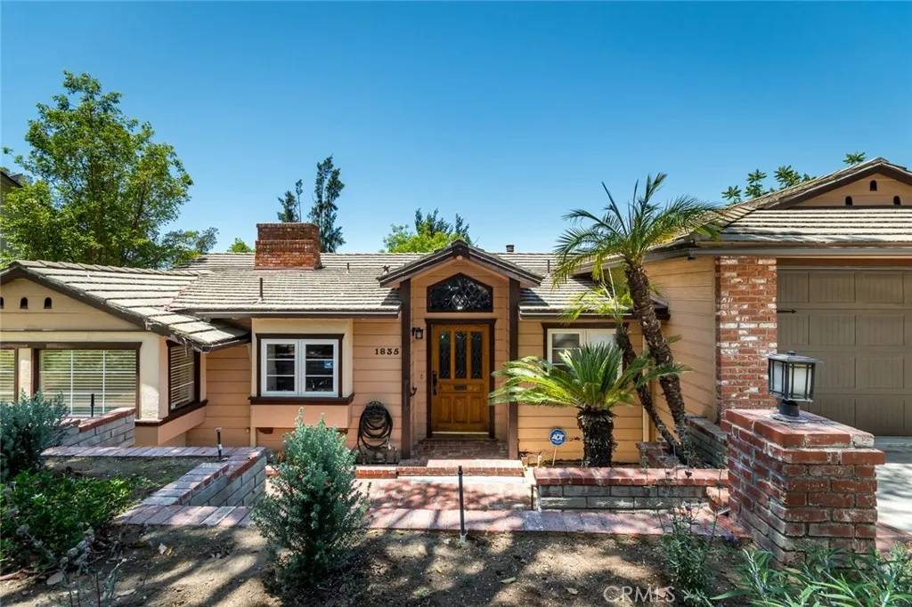 Glendale, CA 91207,1835 Las Flores Drive