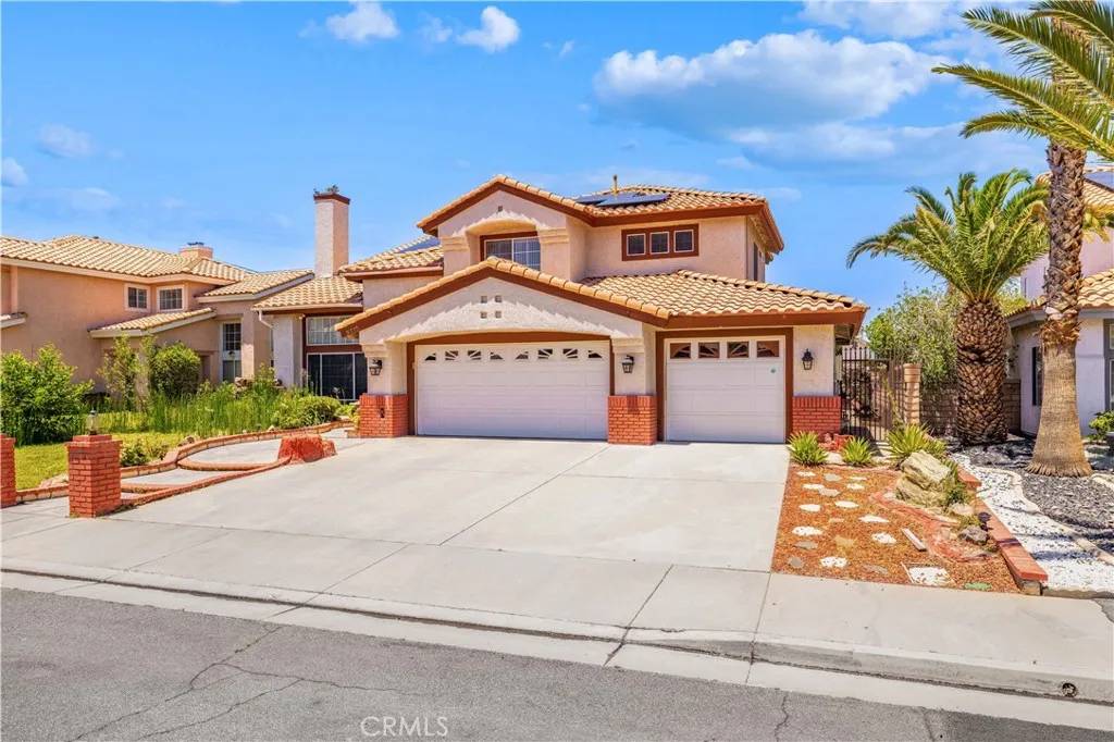 Palmdale, CA 93551,3313 Watford Way