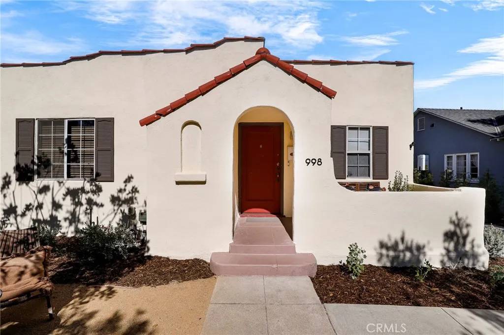 Pasadena, CA 91107,998 Bella Vista Avenue