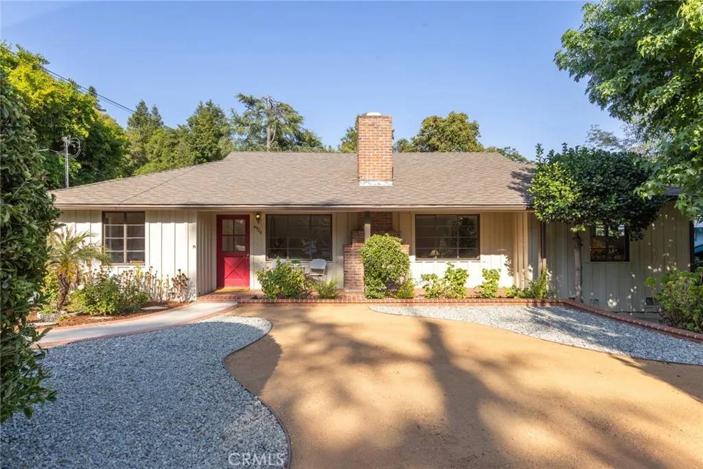 La Canada Flintridge, CA 91011,4920 Hillard Avenue