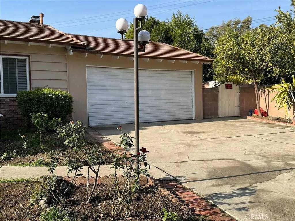 Arcadia, CA 91006,517 Peachtree Lane