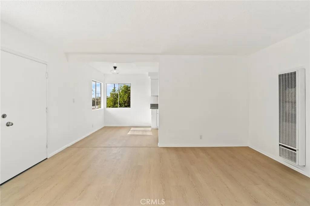 Inglewood, CA 90302,420 N Market Street #32