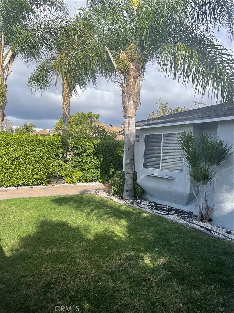 East Los Angeles, CA 90022,1438 S Woods