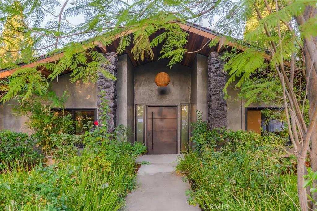 Northridge, CA 91324,9701 Bothwell Road