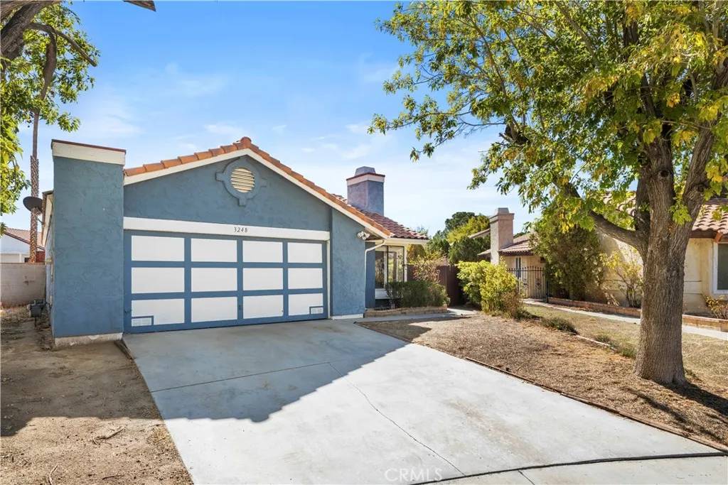 Palmdale, CA 93550,3248 E Avenue S2