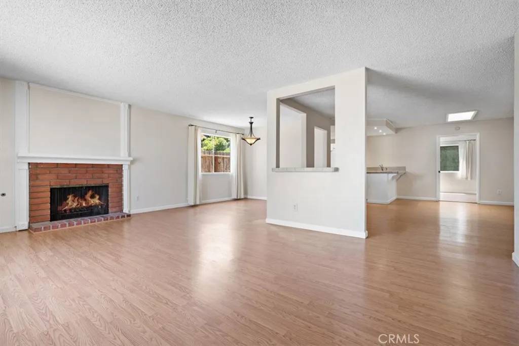 Lompoc, CA 93436,816 W Fir Avenue