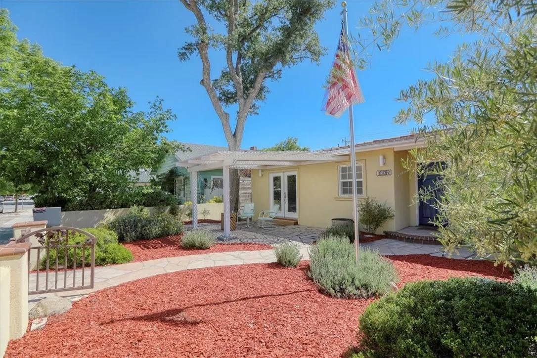 Paso Robles, CA 93446,1234 Olive Street