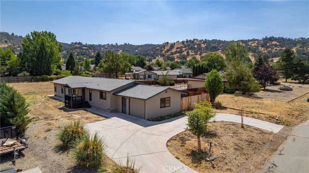Tehachapi, CA 93561,30060 Niblick Lane