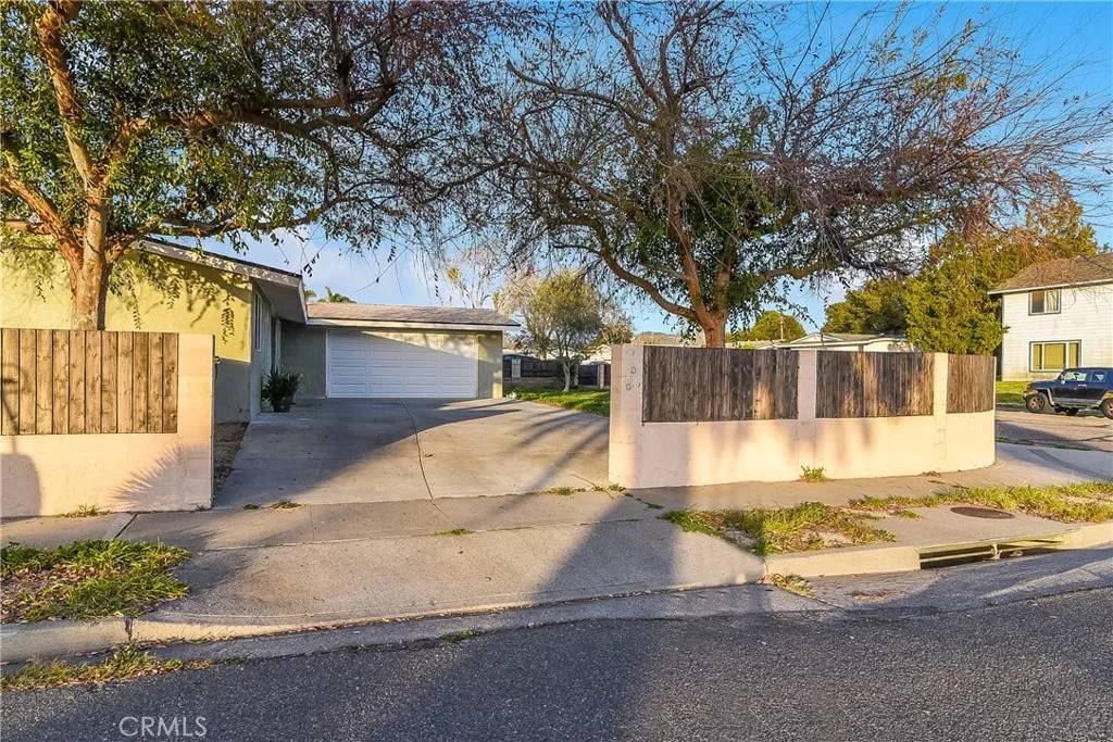 Lompoc, CA 93436,3807 Via Lato