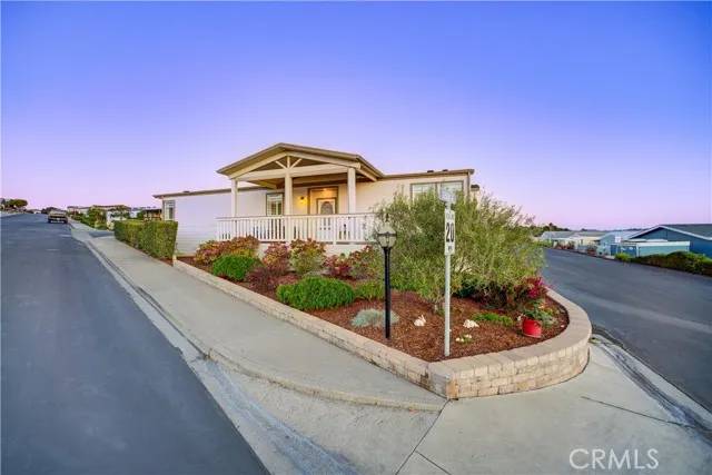 Arroyo Grande, CA 93420,800 Glenoak #233