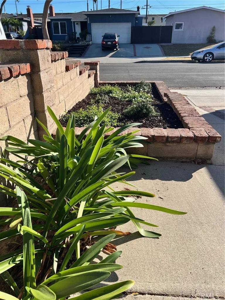 Harbor City, CA 90710,1521 W 249th Street