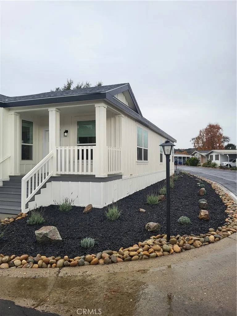 Buellton, CA 93427,330 W hwy 246 #137