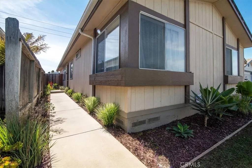 Santa Maria, CA 93458,906 Vista Montana