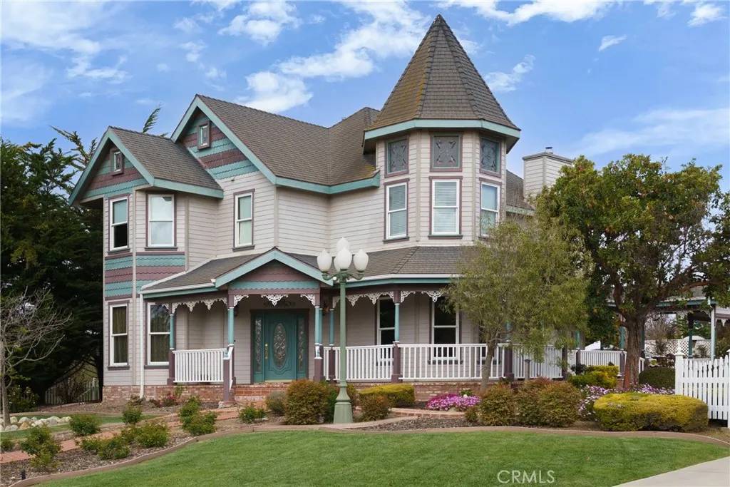 Santa Maria, CA 93455,4527 Kapalua Drive
