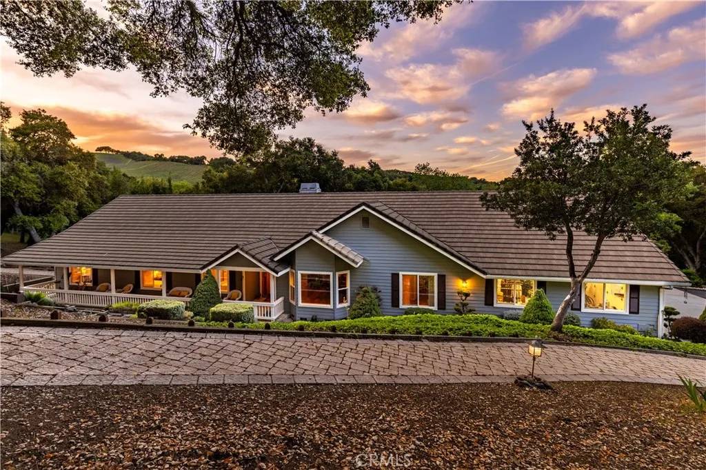 Atascadero, CA 93422,9200 Santa Cruz Road