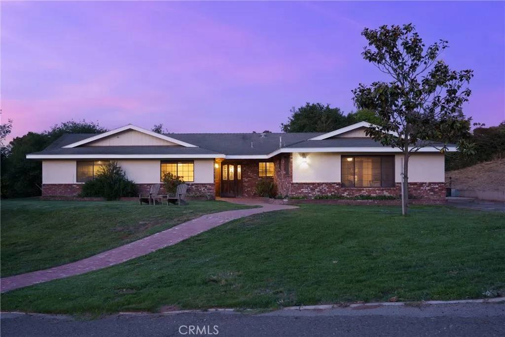 Nipomo, CA 93444,320 Casa Real Place