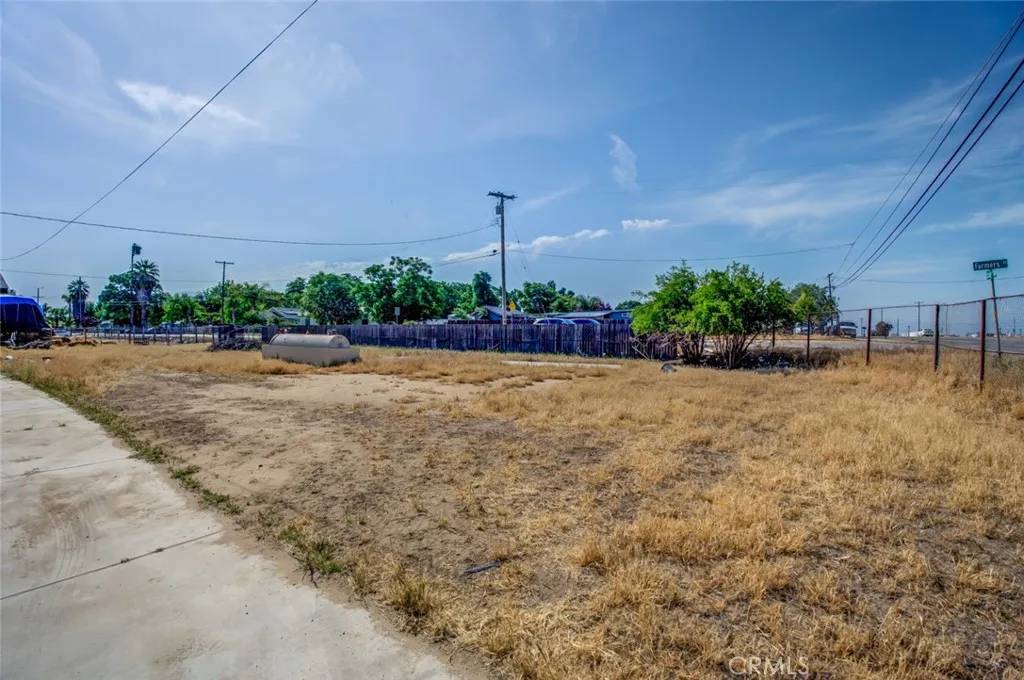 Bakersfield, CA 93307,5915 Weedpatch