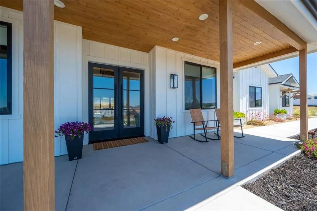 Arroyo Grande, CA 93420,2064 Westhampton Drive