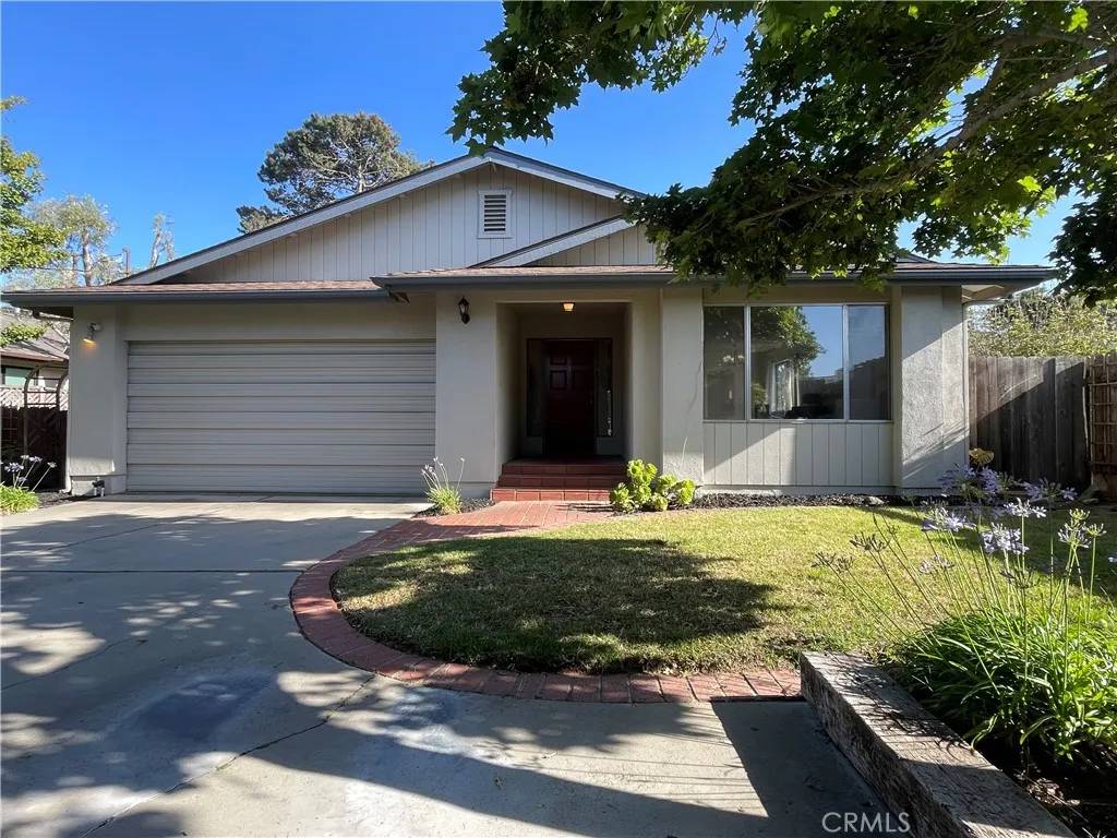 Arroyo Grande, CA 93420,1039 Maple Street