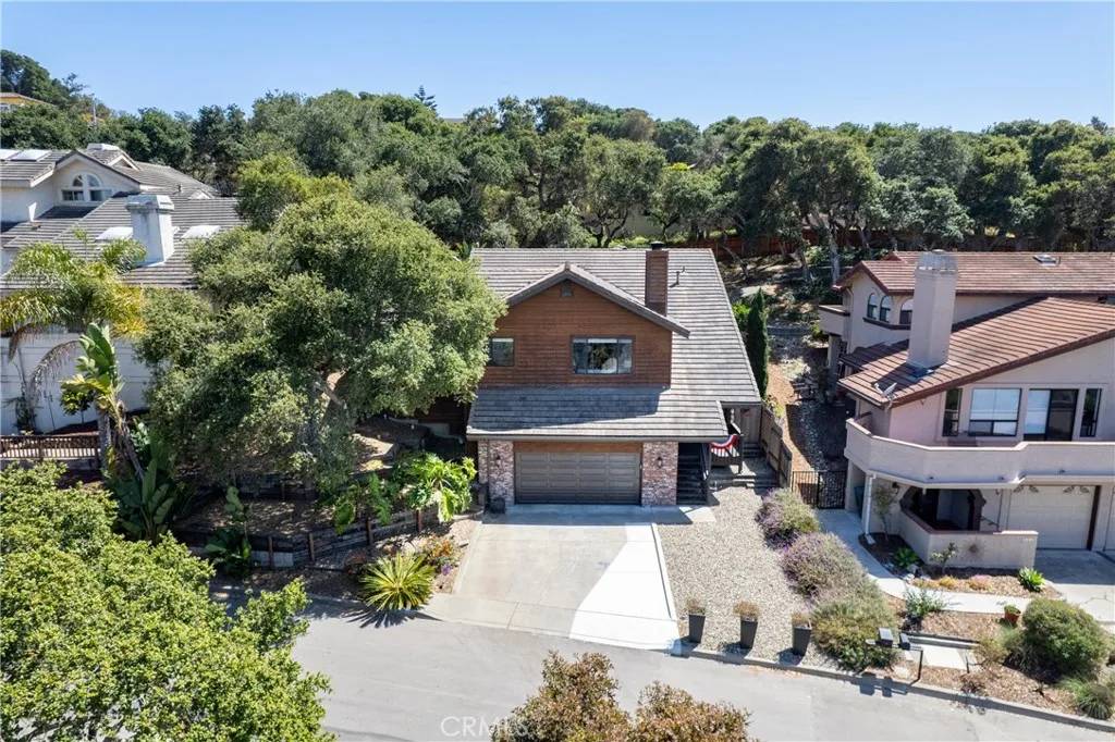 Grover Beach, CA 93433,952 Margarita Avenue