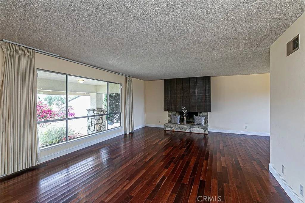 Santa Maria, CA 93455,1035 Brookside Avenue