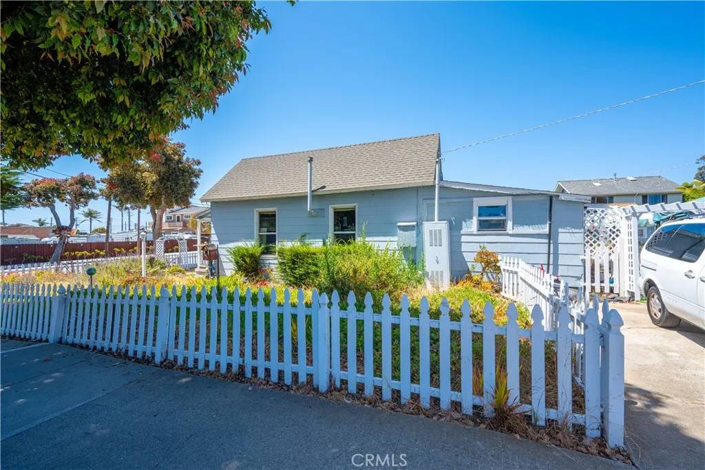 Morro Bay, CA 93442,904 Monterey