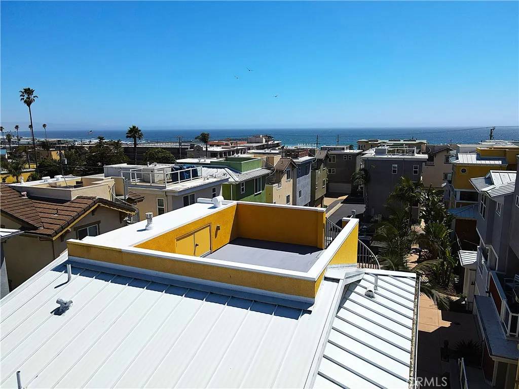 Pismo Beach, CA 93449,393 Wadsworth Avenue