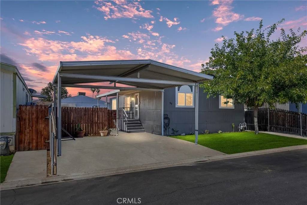 Bakersfield, CA 93314,14035 Rosedale #99