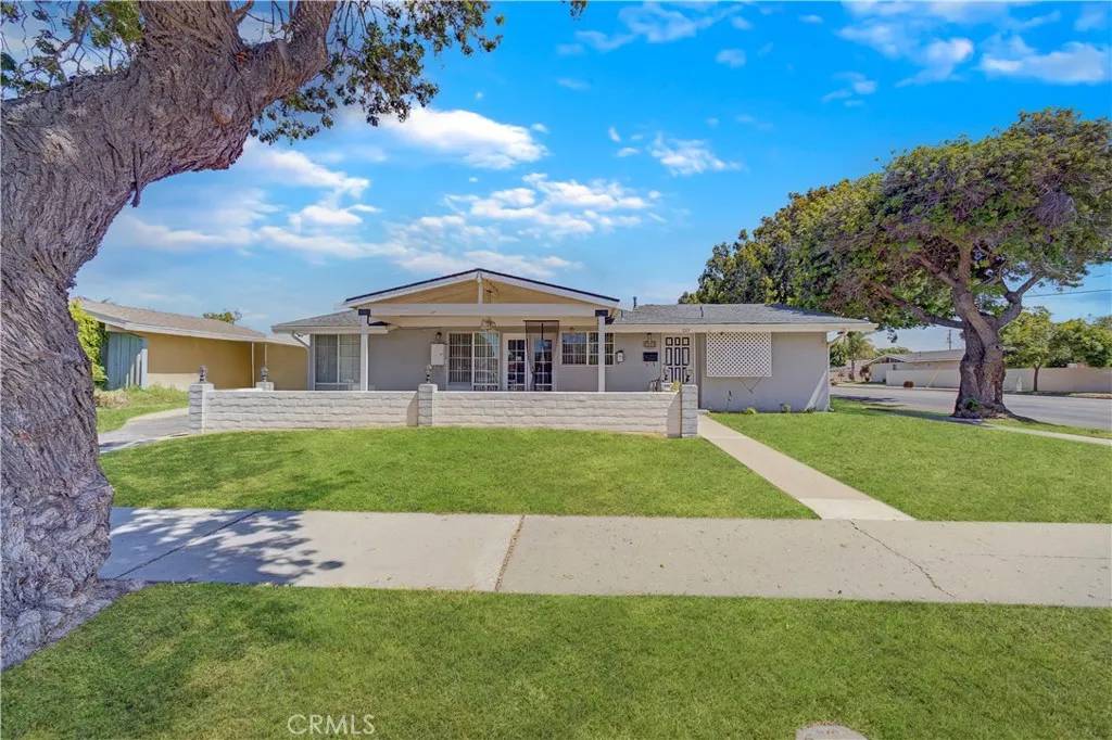 Santa Maria, CA 93454,735 E Fesler Street