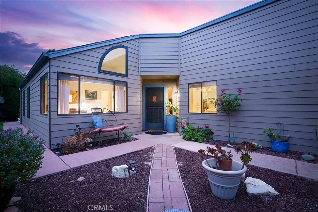 Santa Maria, CA 93455,1458 Oakridge Park Road