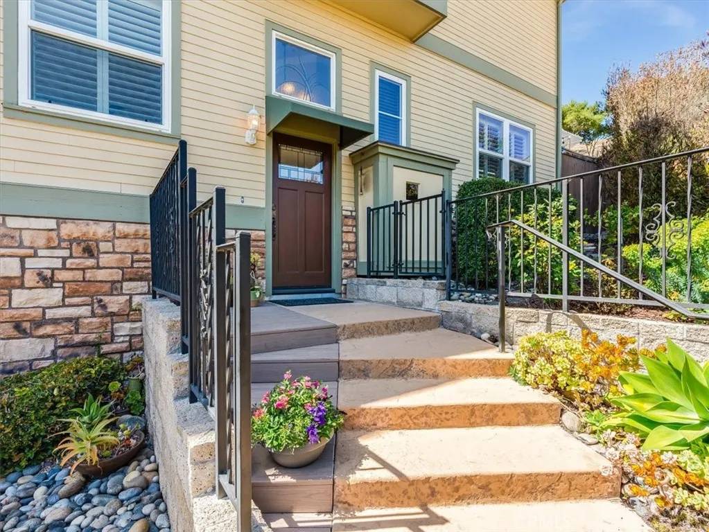 Arroyo Grande, CA 93420,120 Le Point Street