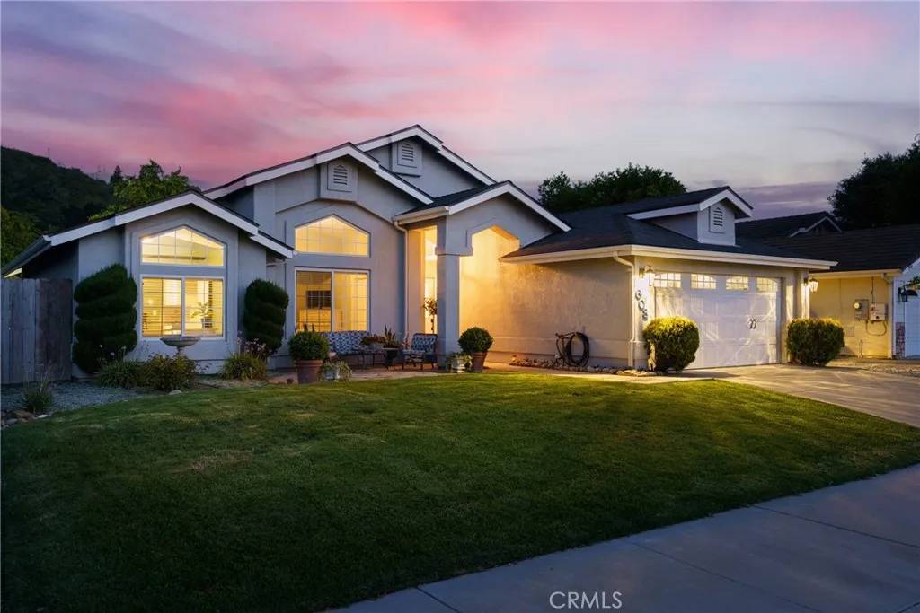 Arroyo Grande, CA 93420,608 Grove Court