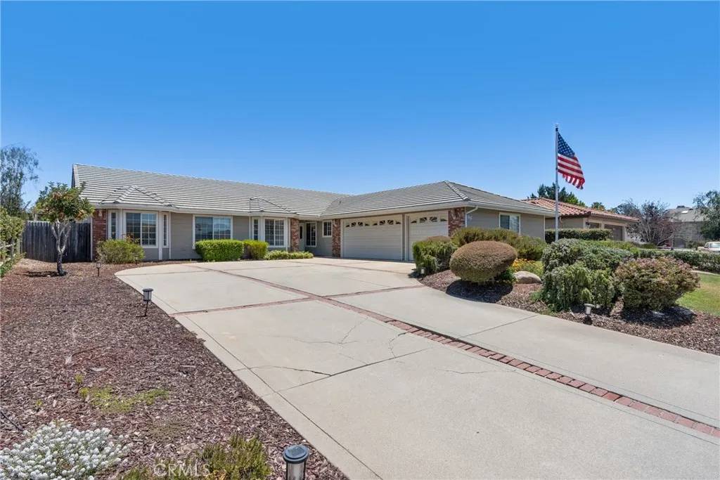 Santa Maria, CA 93455,4817 Claybrook Court