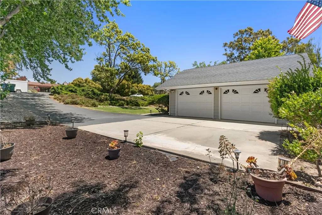 Nipomo, CA 93444,181 Eucalyptus Road