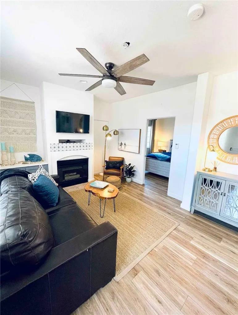 Oceano, CA 93445,444 Pier Avenue #4