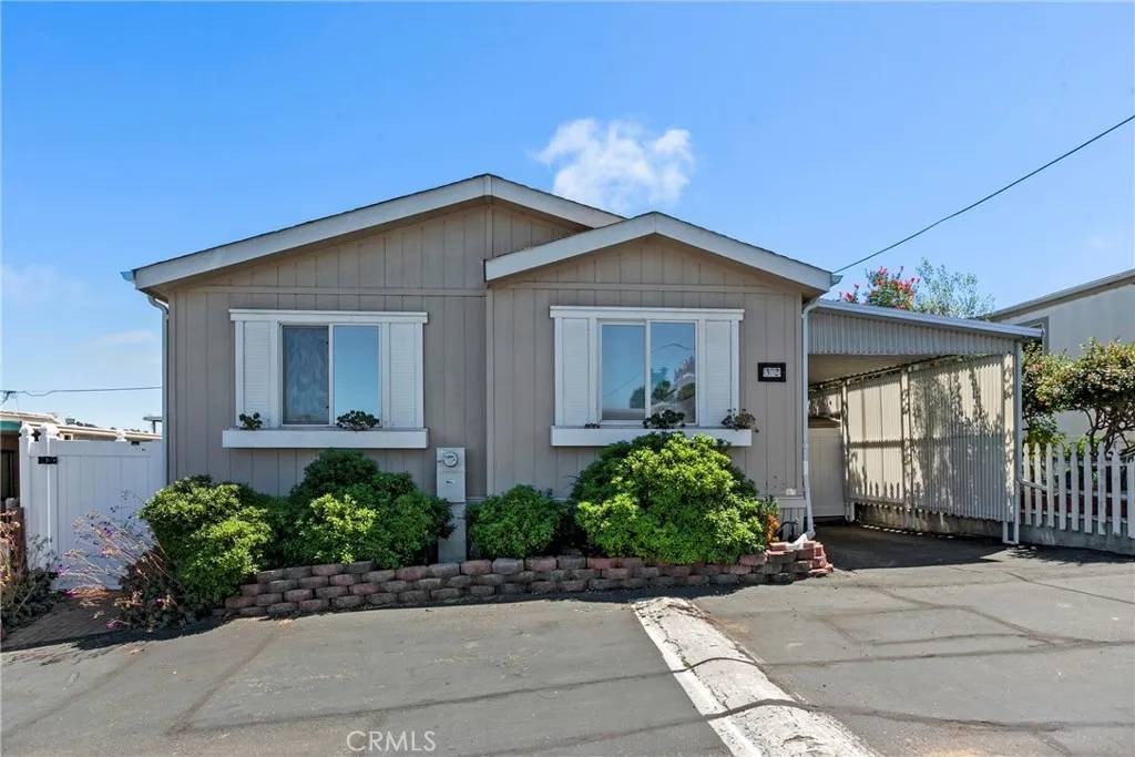 Arroyo Grande, CA 93420,655 S Halcyon #32