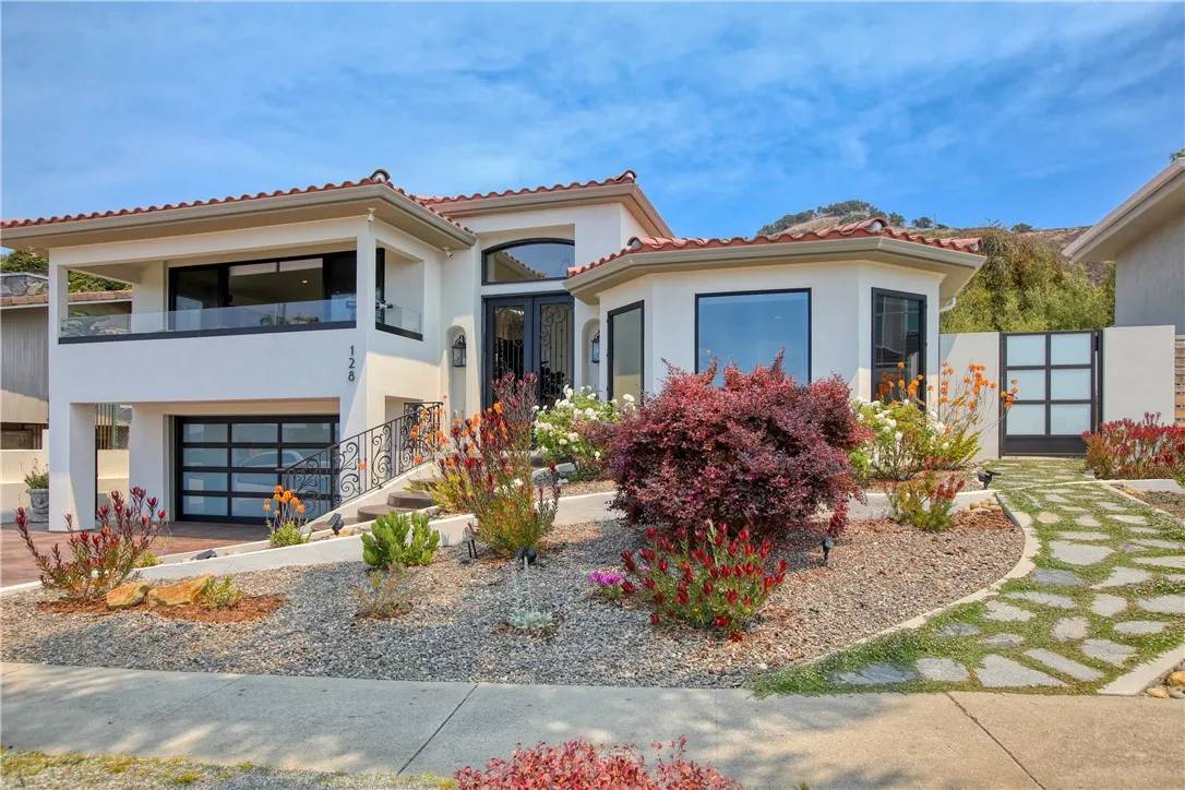 Pismo Beach, CA 93449,128 Florin Street