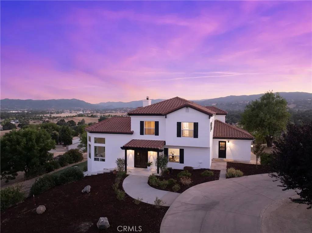 Atascadero, CA 93422,14790 Round Mountain