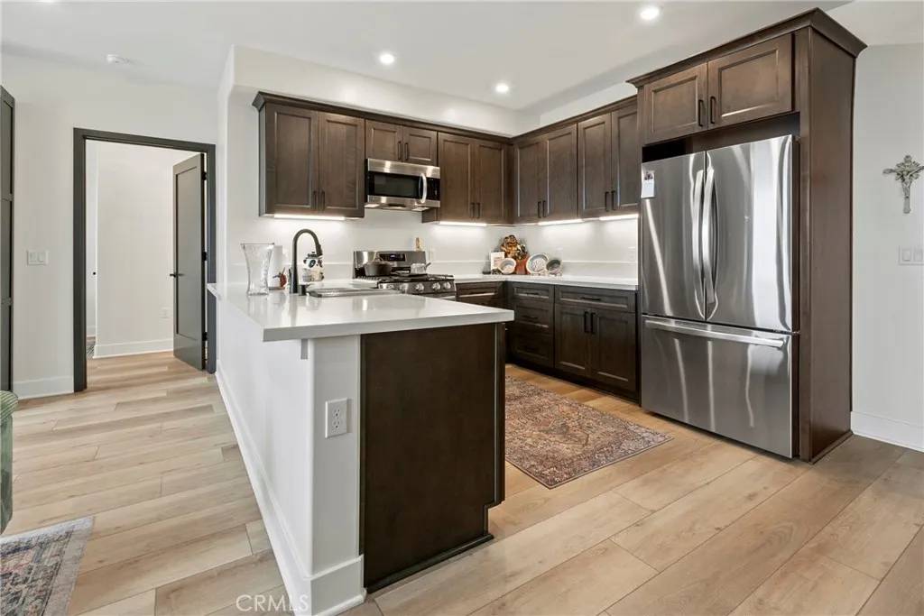 Grover Beach, CA 93433,402 W Grand Ave #401