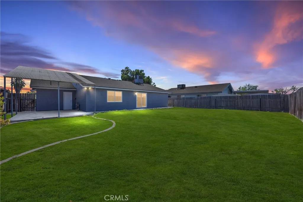 Bakersfield, CA 93309,5812 Appletree Lane