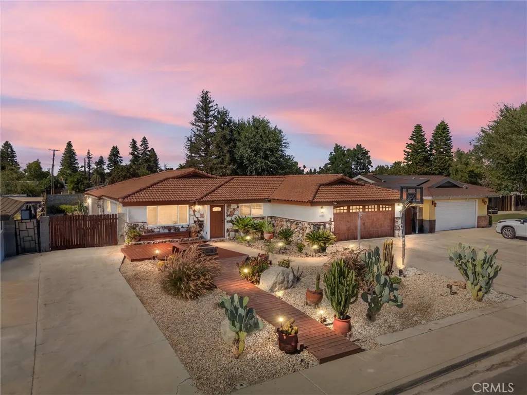 Bakersfield, CA 93308,6008 Carter Avenue