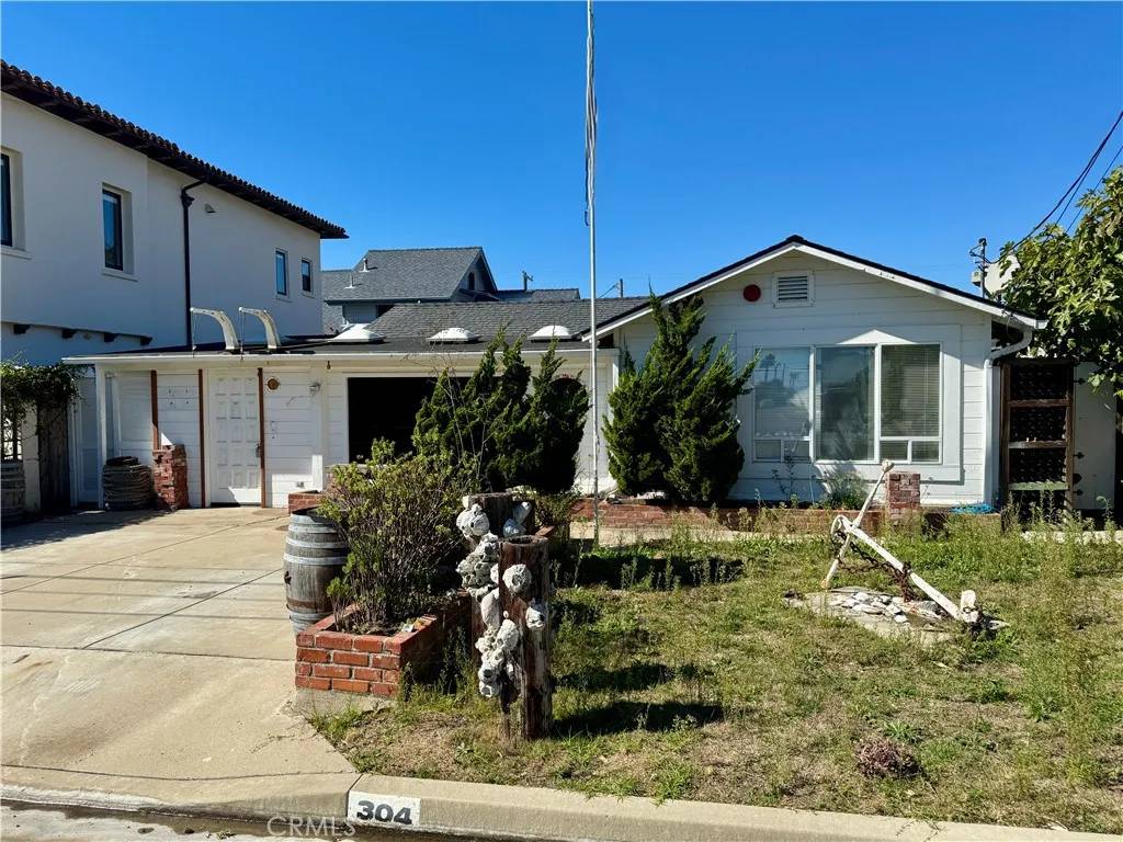 Pismo Beach, CA 93449,304 Windward Avenue