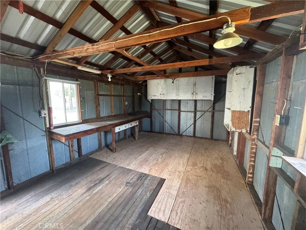 CA 93286,24323 Avenue 324